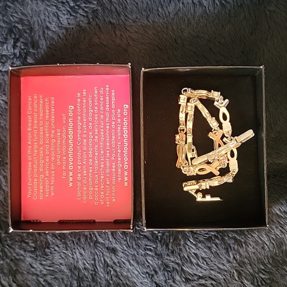 Avon Breast Cancer Awareness Women's Bracelet - Picture 7 of 8